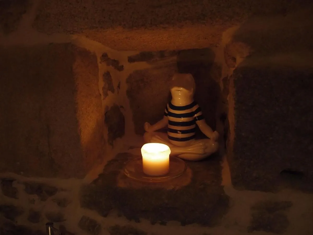 Maison De Contes En Amoureux 타든
